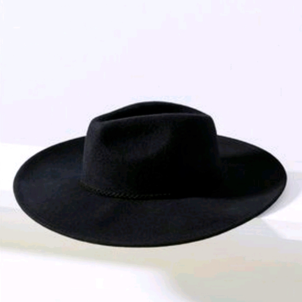Laine Trimmed Rancher